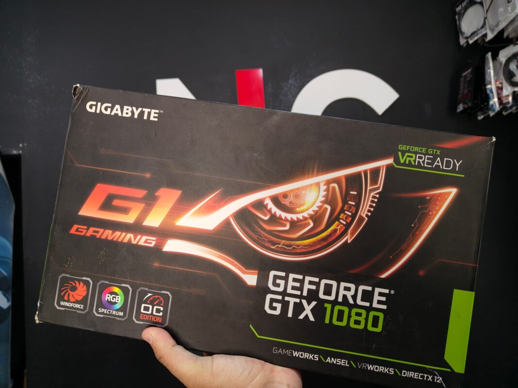 GIGABYTE G1 GAMING GTX 1080 3XFAN 8GB GDDR5  PCIE 3.0 OC EDITION USED ETAT 9/10